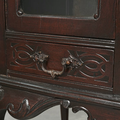 英国アンティーク ガラスキャビネット