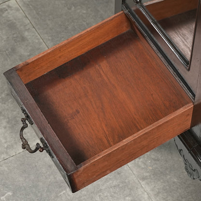 英国アンティーク ガラスキャビネット