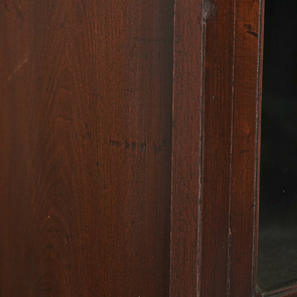 英国アンティーク ガラスキャビネット