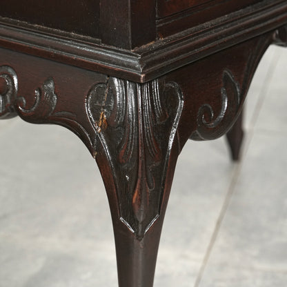 英国アンティーク ガラスキャビネット