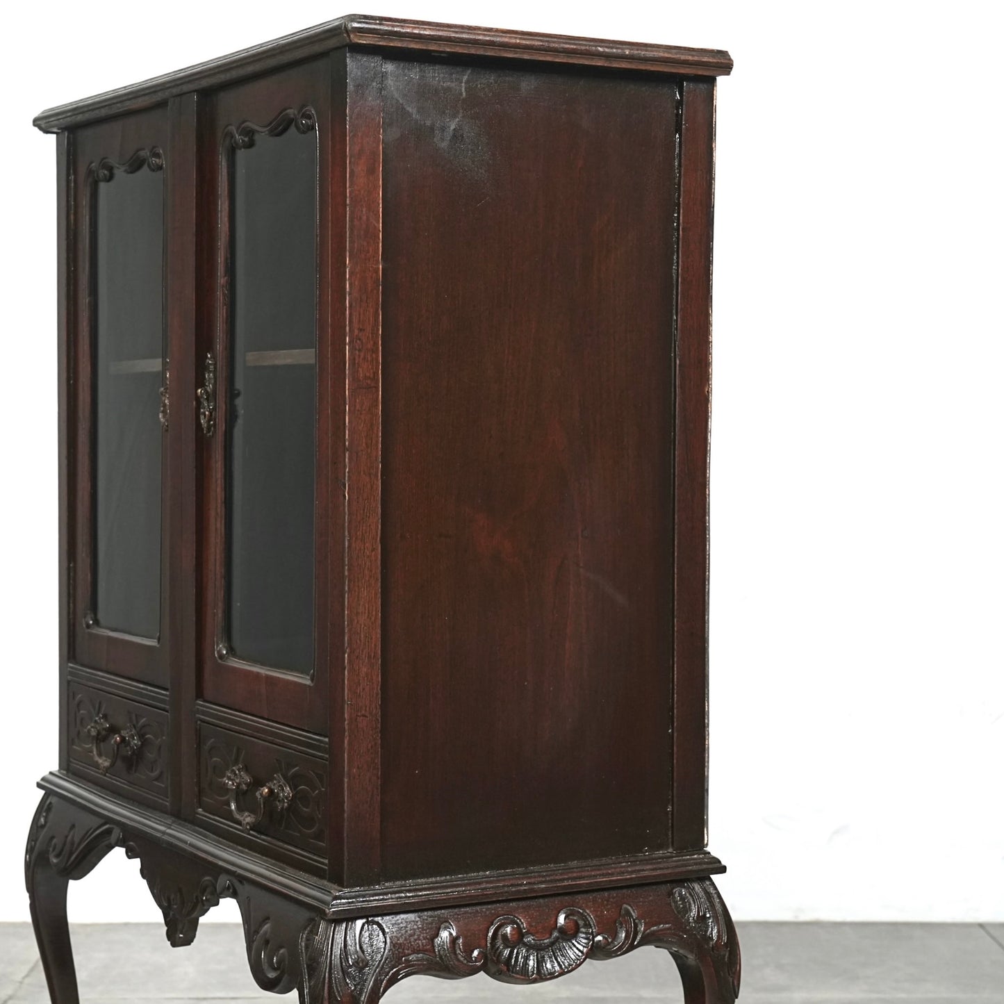 英国アンティーク ガラスキャビネット