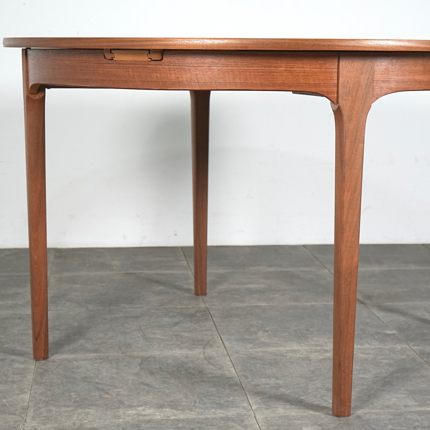 【NATHAN】エクステンション ラウンドテーブル