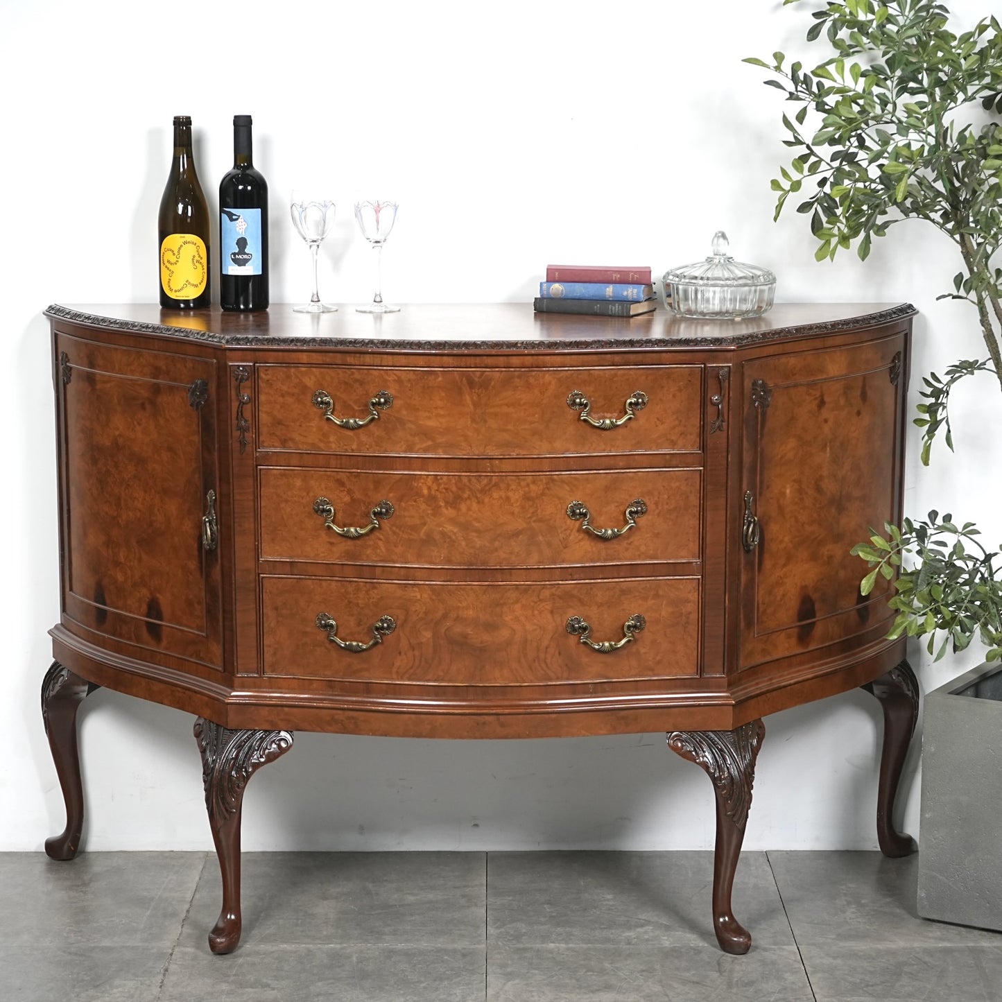 英国クラシック ヴィンテージ サイドボード