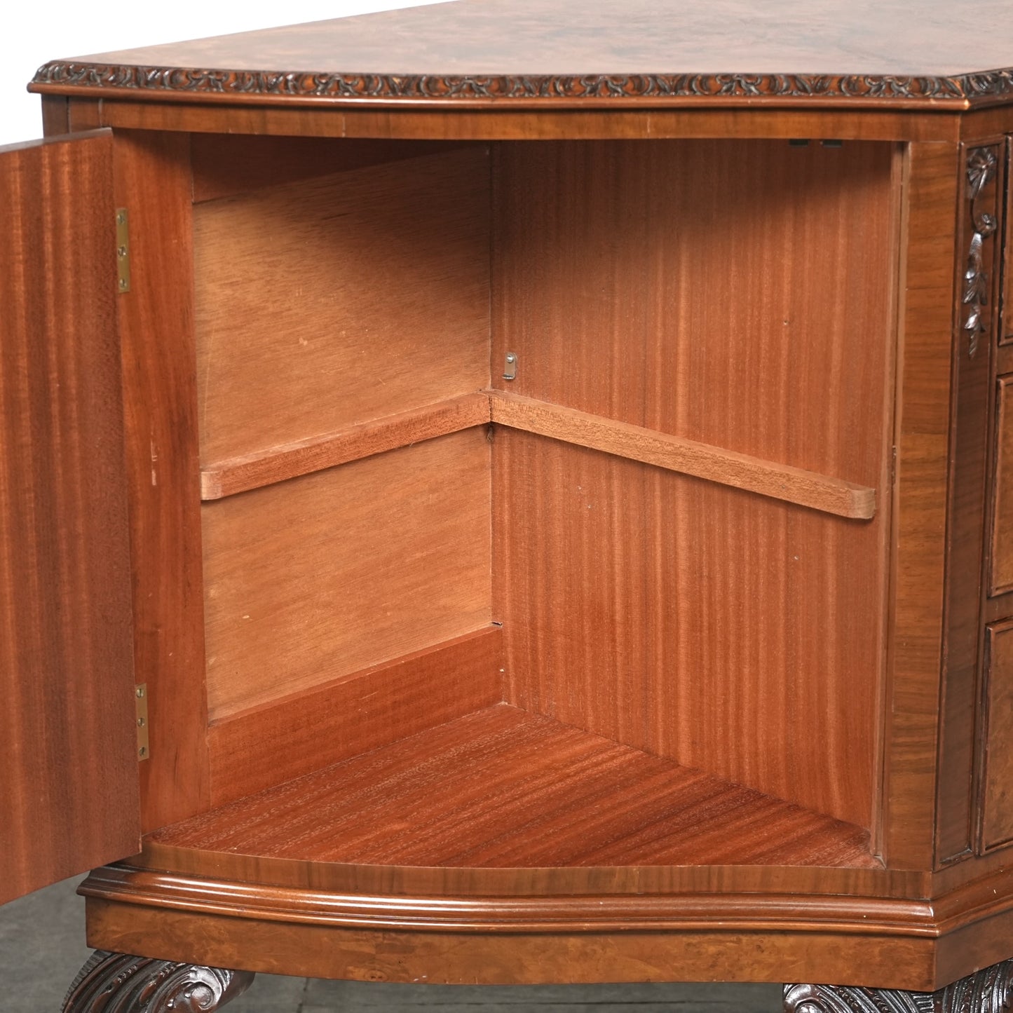 英国クラシック ヴィンテージ サイドボード