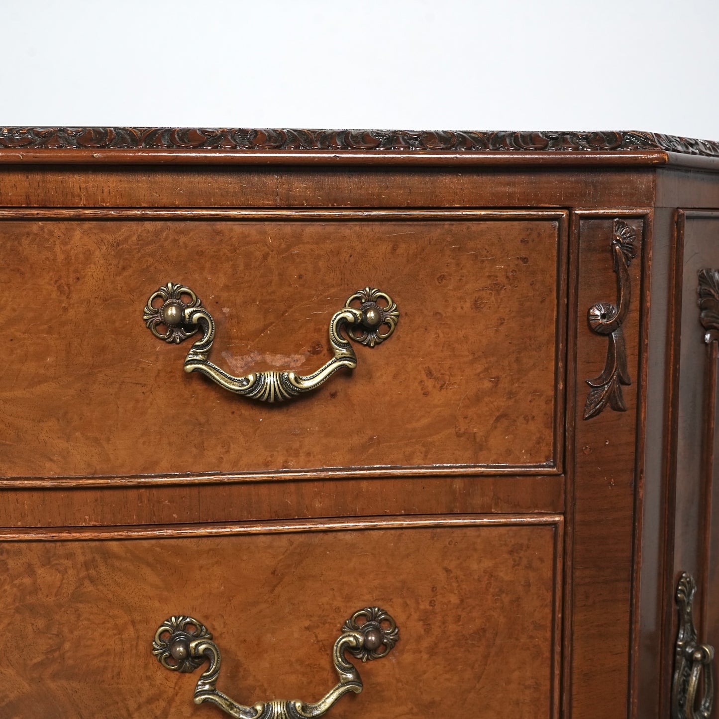 英国クラシック ヴィンテージ サイドボード