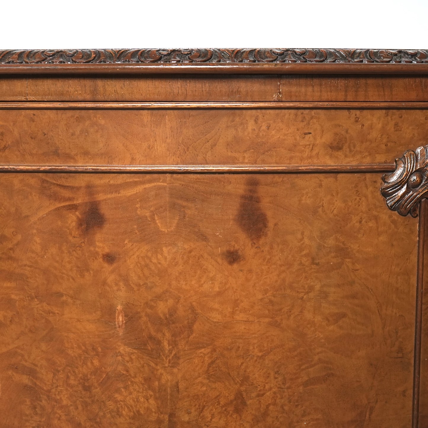 英国クラシック ヴィンテージ サイドボード