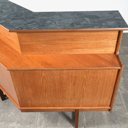 【Turnidge】ヴィンテージ キャビネット(カウンター)