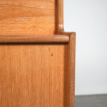 【Turnidge】ヴィンテージ キャビネット(カウンター)