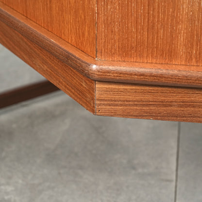 【Turnidge】ヴィンテージ キャビネット(カウンター)