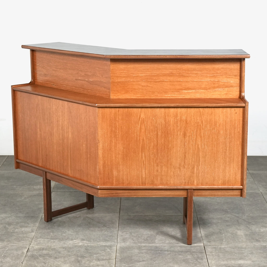 【Turnidge】ヴィンテージ キャビネット(カウンター)