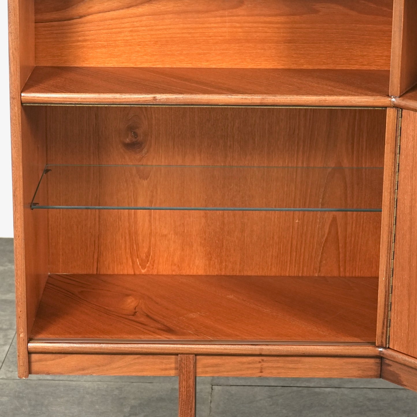 【Turnidge】ヴィンテージ キャビネット(カウンター)