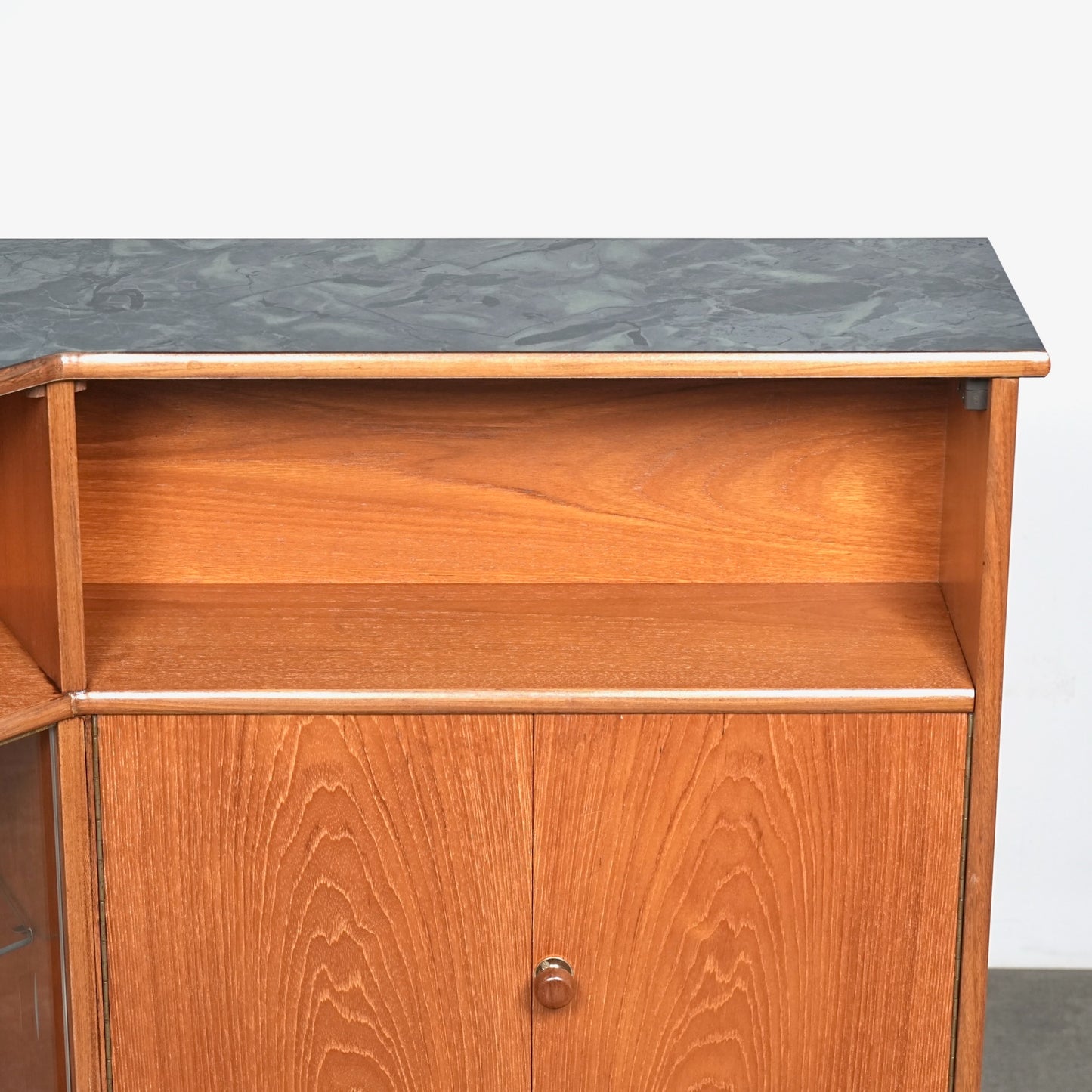 【Turnidge】ヴィンテージ キャビネット(カウンター)