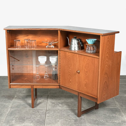 【Turnidge】ヴィンテージ キャビネット(カウンター)