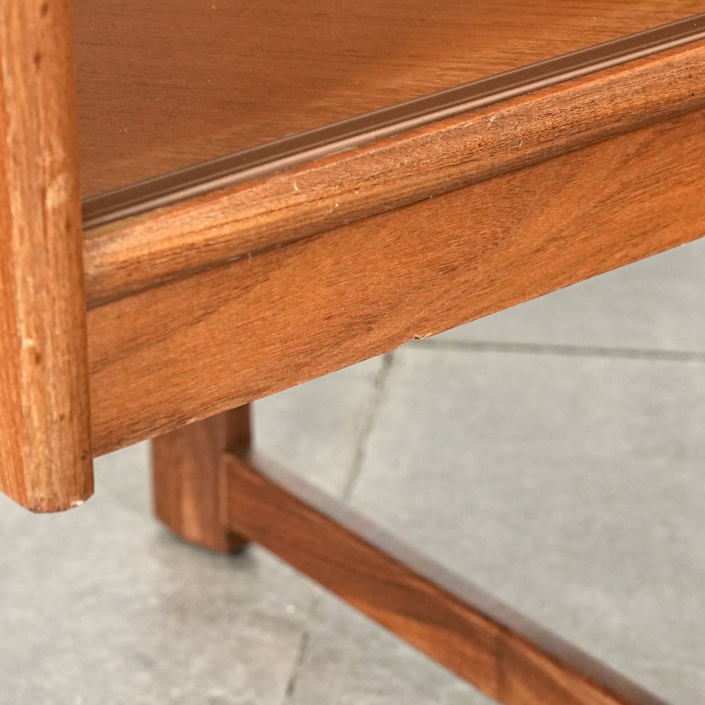 【Turnidge】ヴィンテージ キャビネット(カウンター)