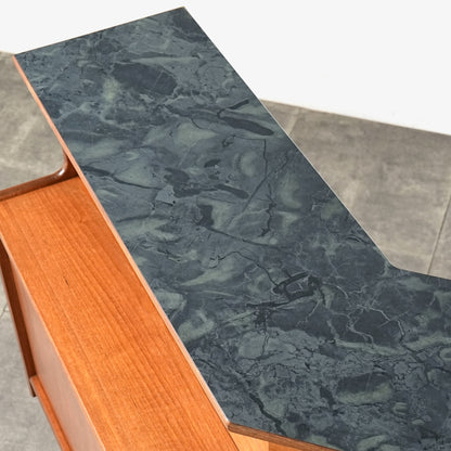 【Turnidge】ヴィンテージ キャビネット(カウンター)