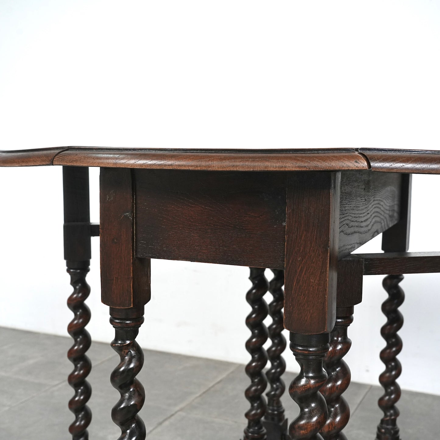 英国アンティーク ゲートレッグテーブル