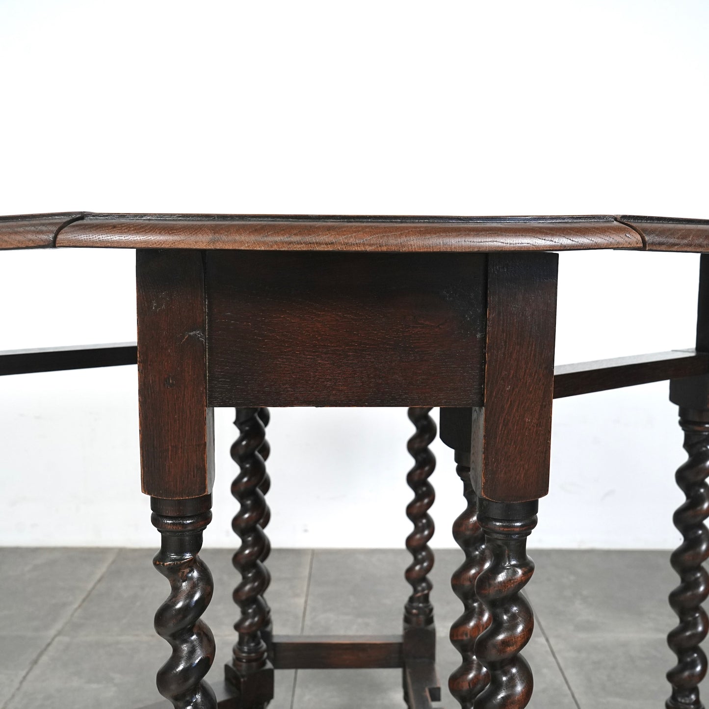 英国アンティーク ゲートレッグテーブル