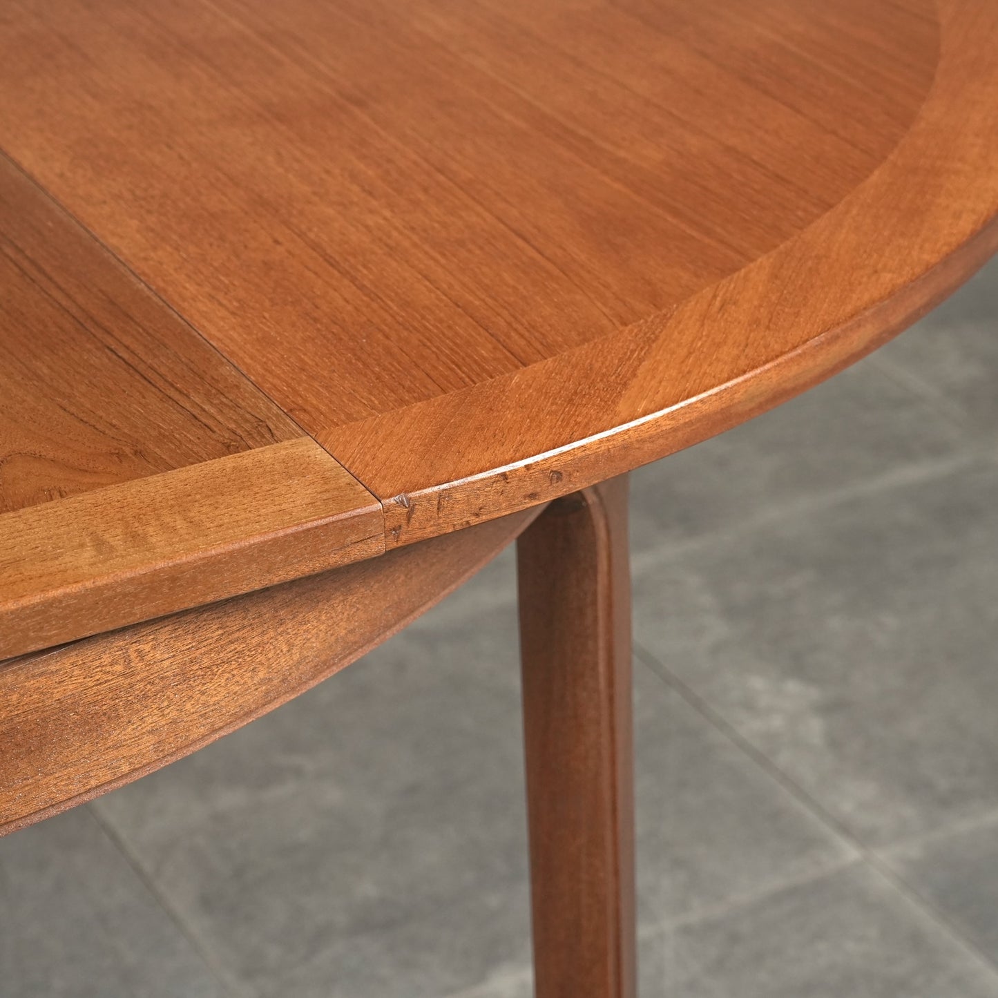 【NATHAN】エクステンション ラウンド テーブル