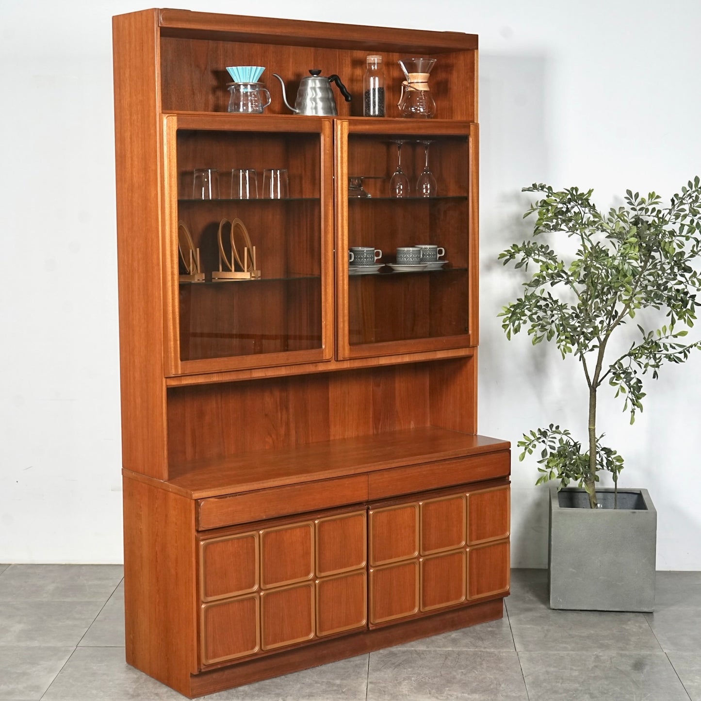 【A.H.McINTOSH】ヴィンテージ キャビネット