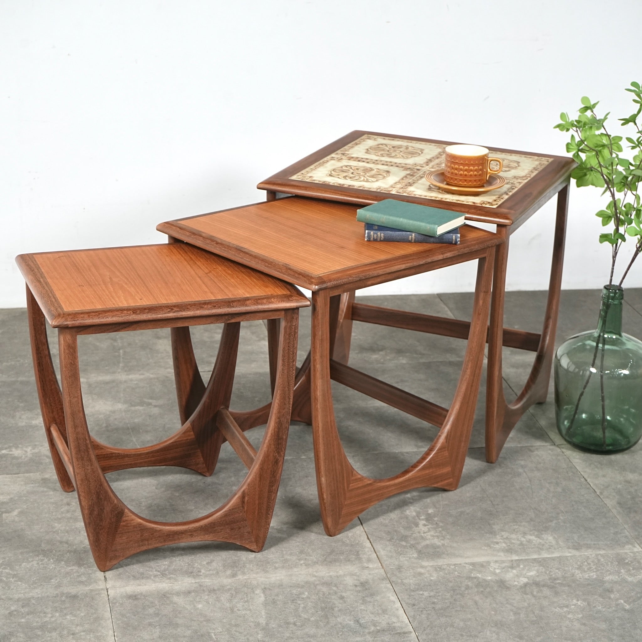 サイドテーブル・ナイトテーブル・ローテーブル Rumania tile top Nest Table LOW TABLE & NEST TABLE – TIME HYPE