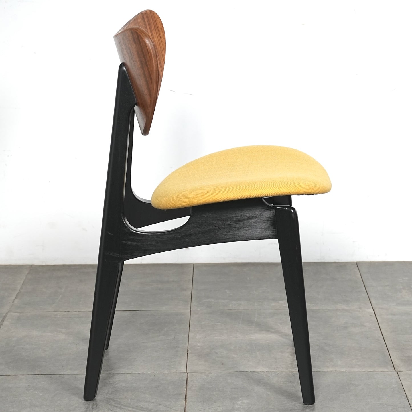 【G-PLAN】Tola&Black ダイニングチェア【張替済】