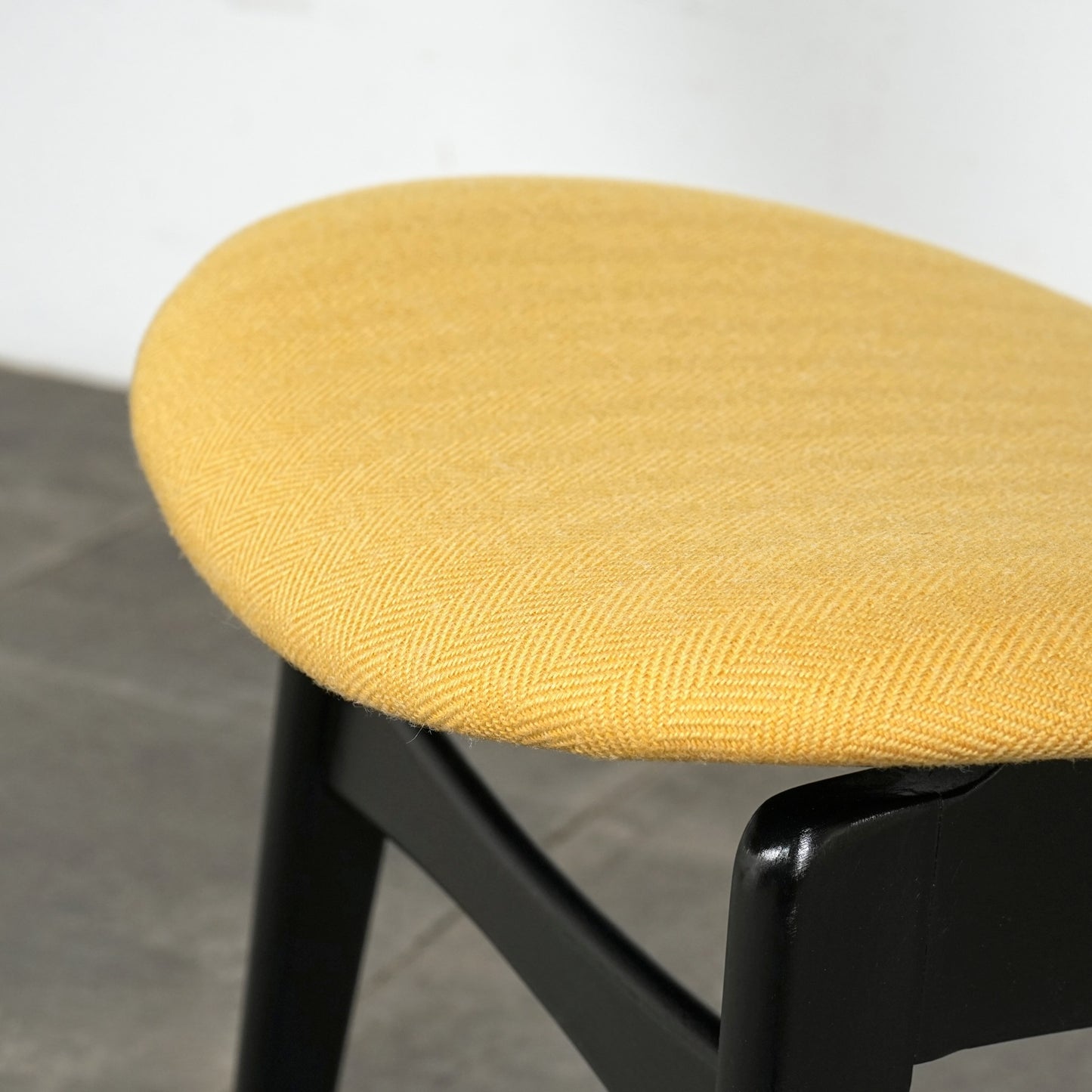 【G-PLAN】Tola&Black ダイニングチェア【張替済】