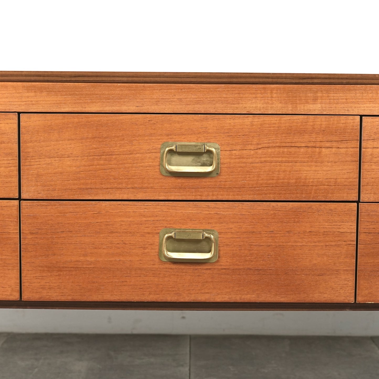 イギリスヴィンテージ サイドボード