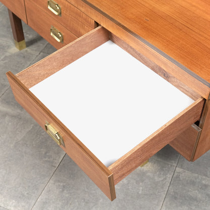 イギリスヴィンテージ サイドボード