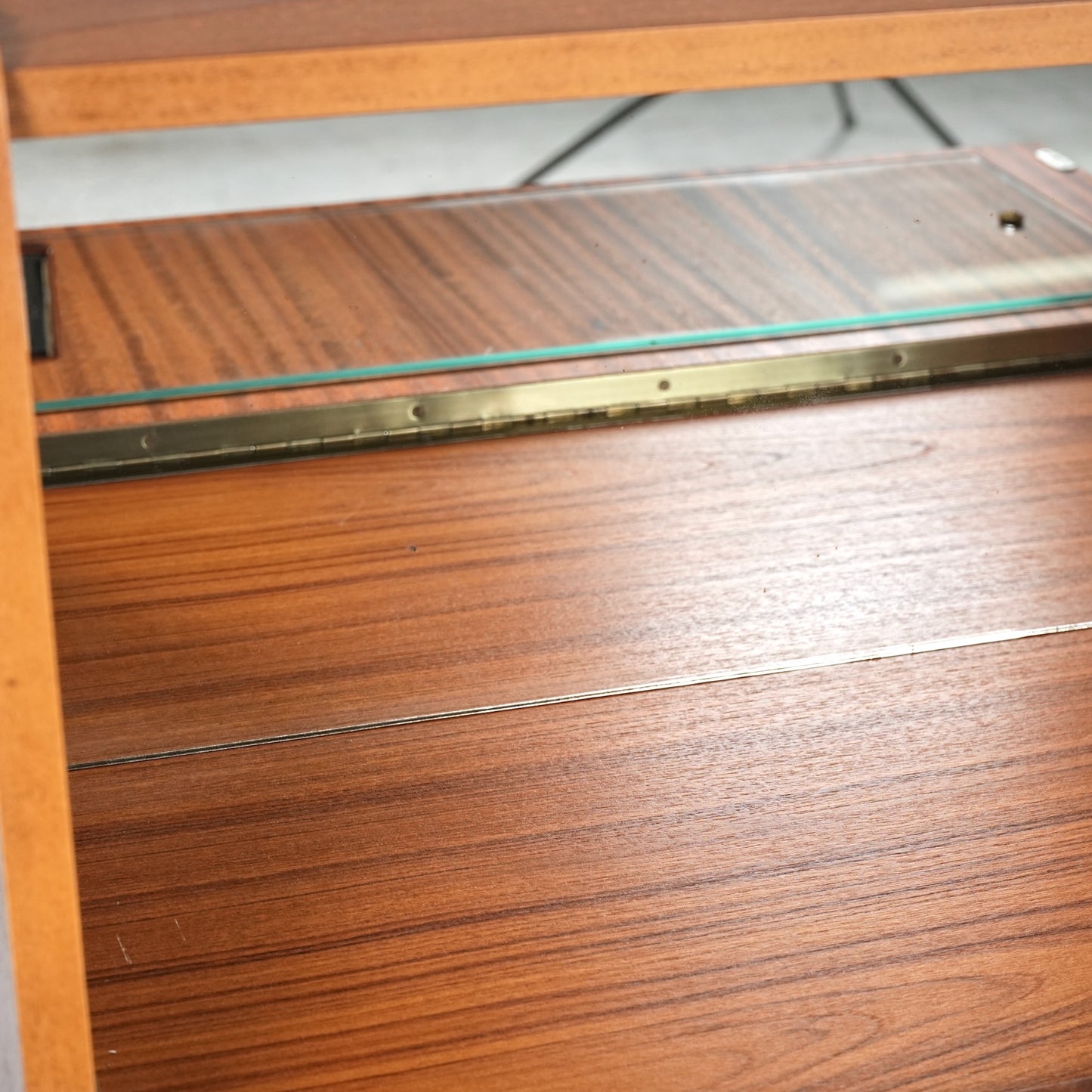 イギリスヴィンテージ キャビネット(ハイサイドボード)