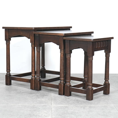 英国クラシックヴィンテージ ネストテーブル