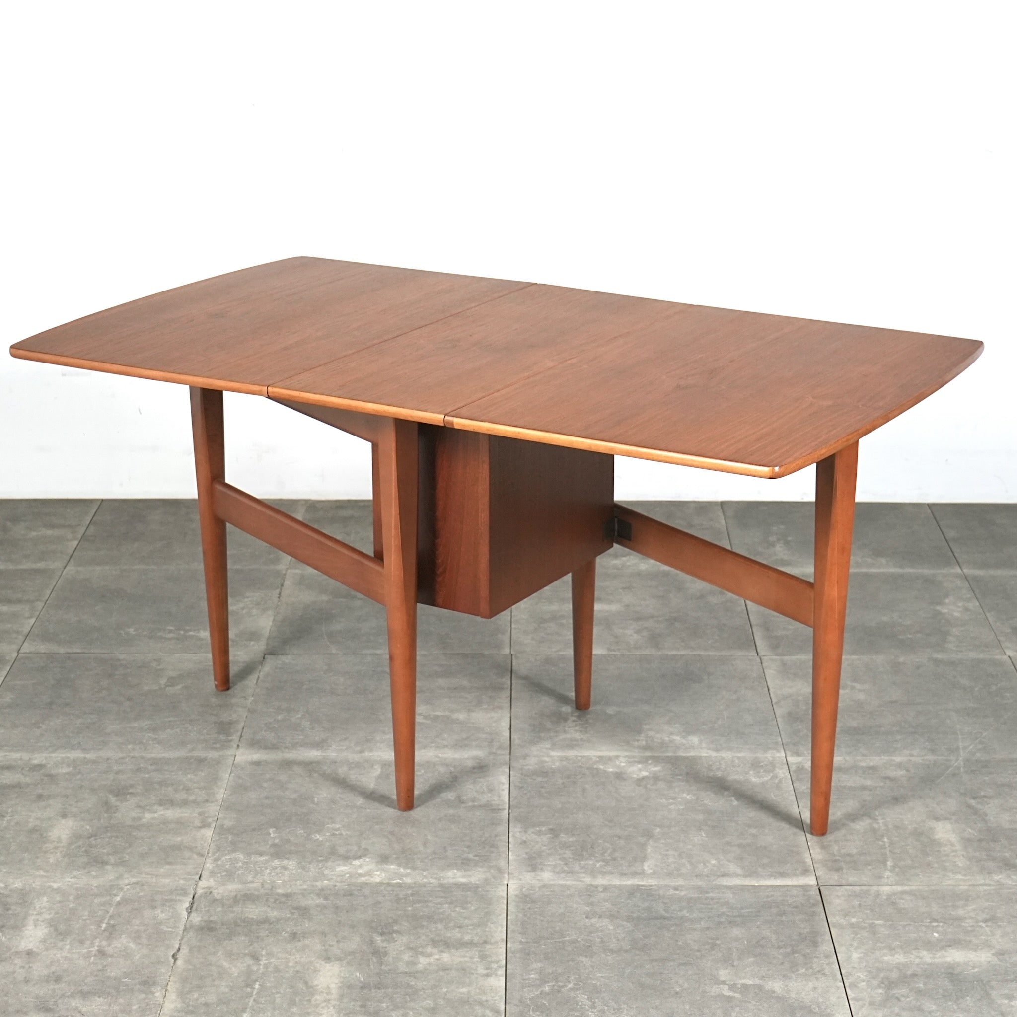 【time hype】イギリスヴィンテージ ゲートレッグ ダイニングテーブル TABLE & DESK – TIME HYPE