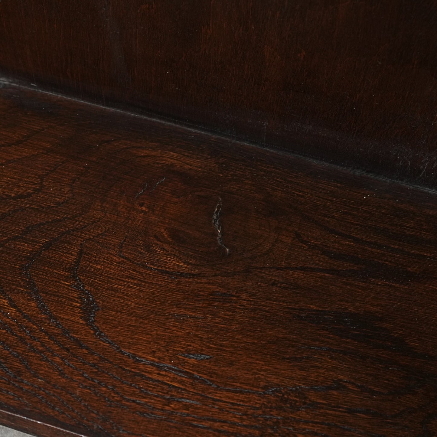 英国アンティーク ガラスキャビネット