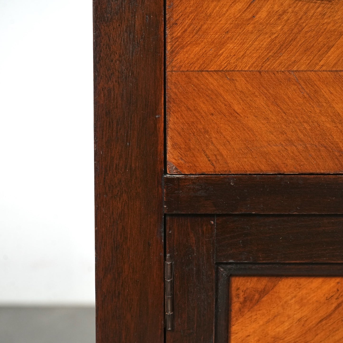 英国アンティーク キャビネット