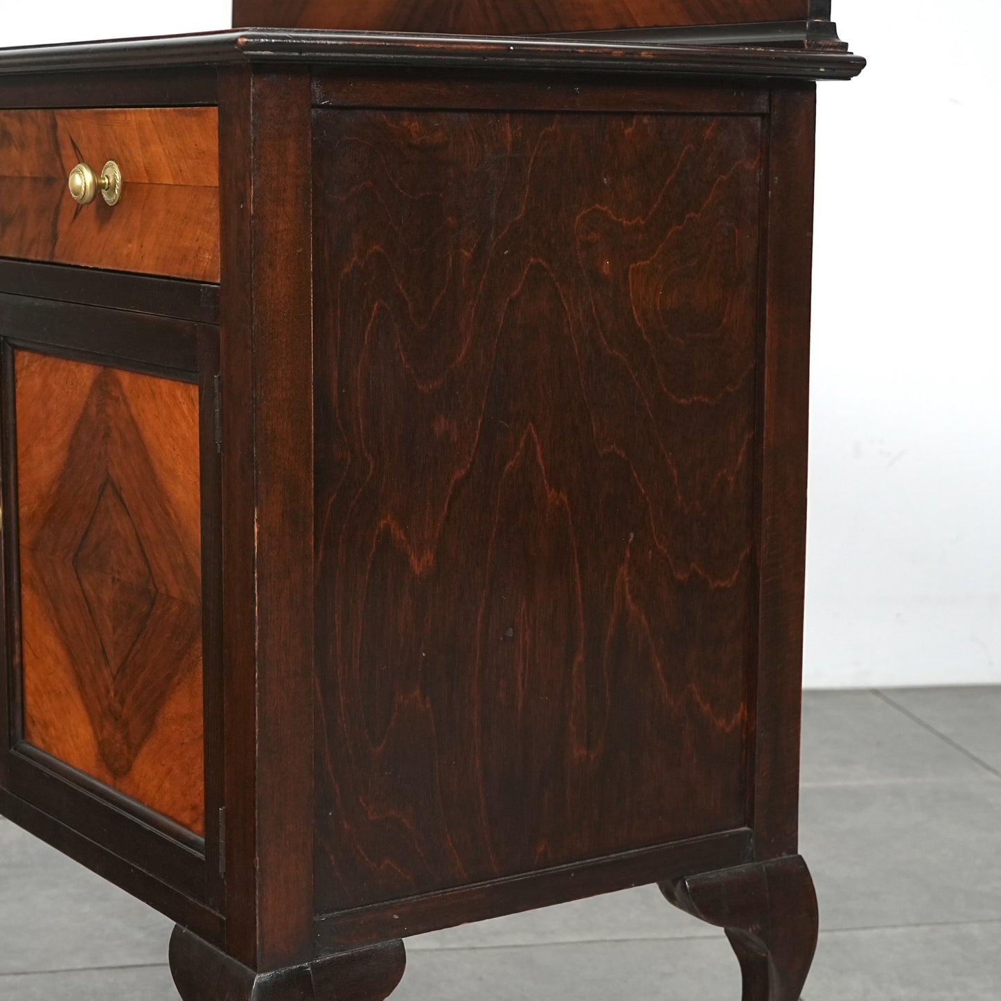 英国アンティーク キャビネット