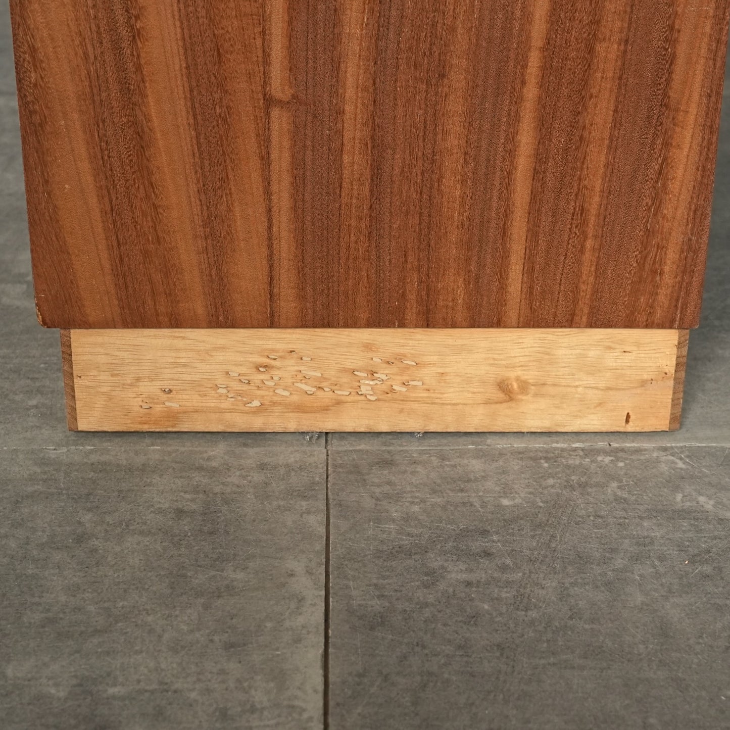 イギリスヴィンテージ ガラスキャビネット