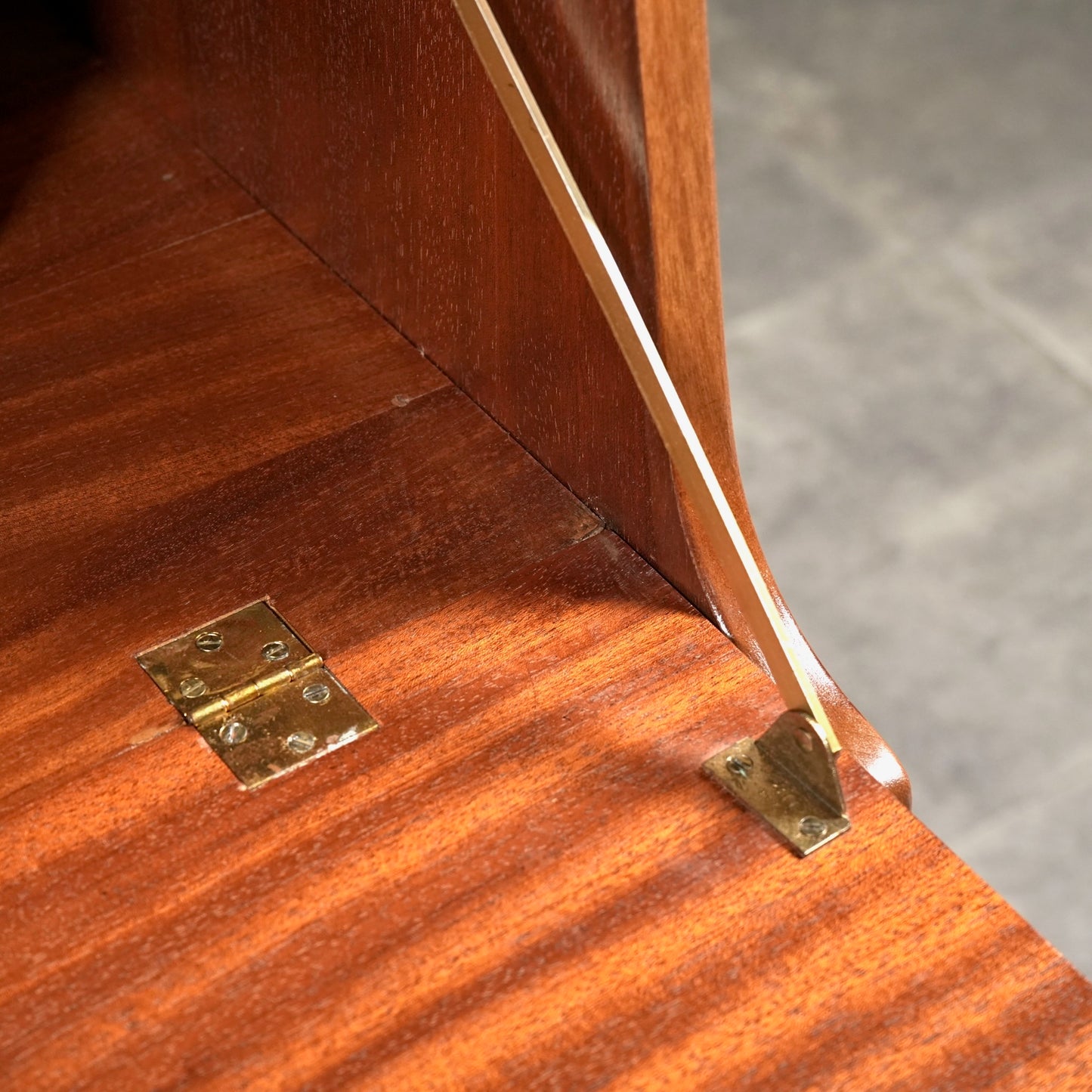 【Jentique】ヴィンテージ ライティングビューロー