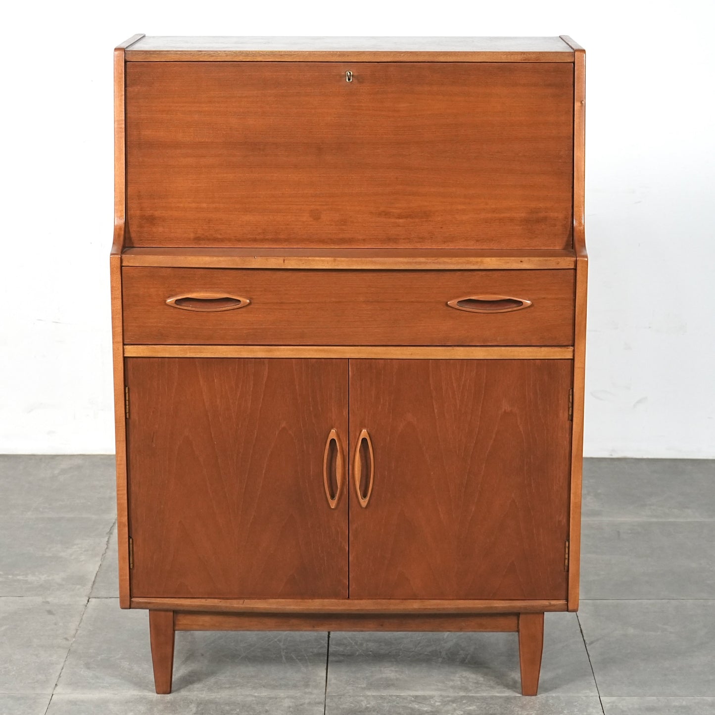 【Jentique】ヴィンテージ ライティングビューロー