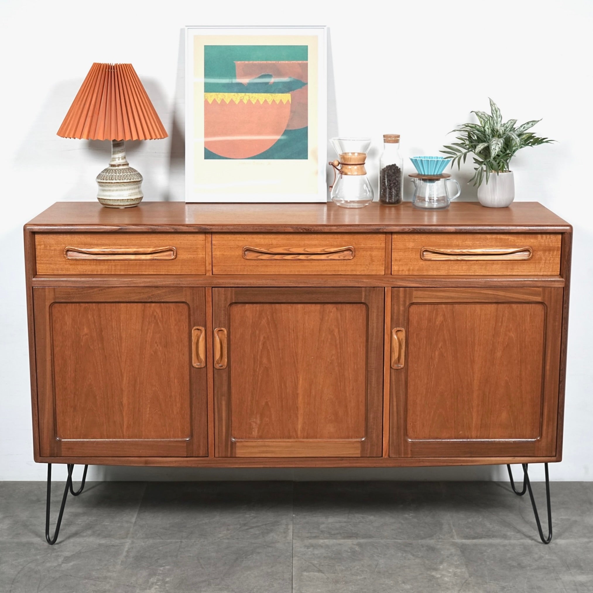 G-PLAN】Fresco サイドボード(ヘアピンカスタム) – TIME HYPE