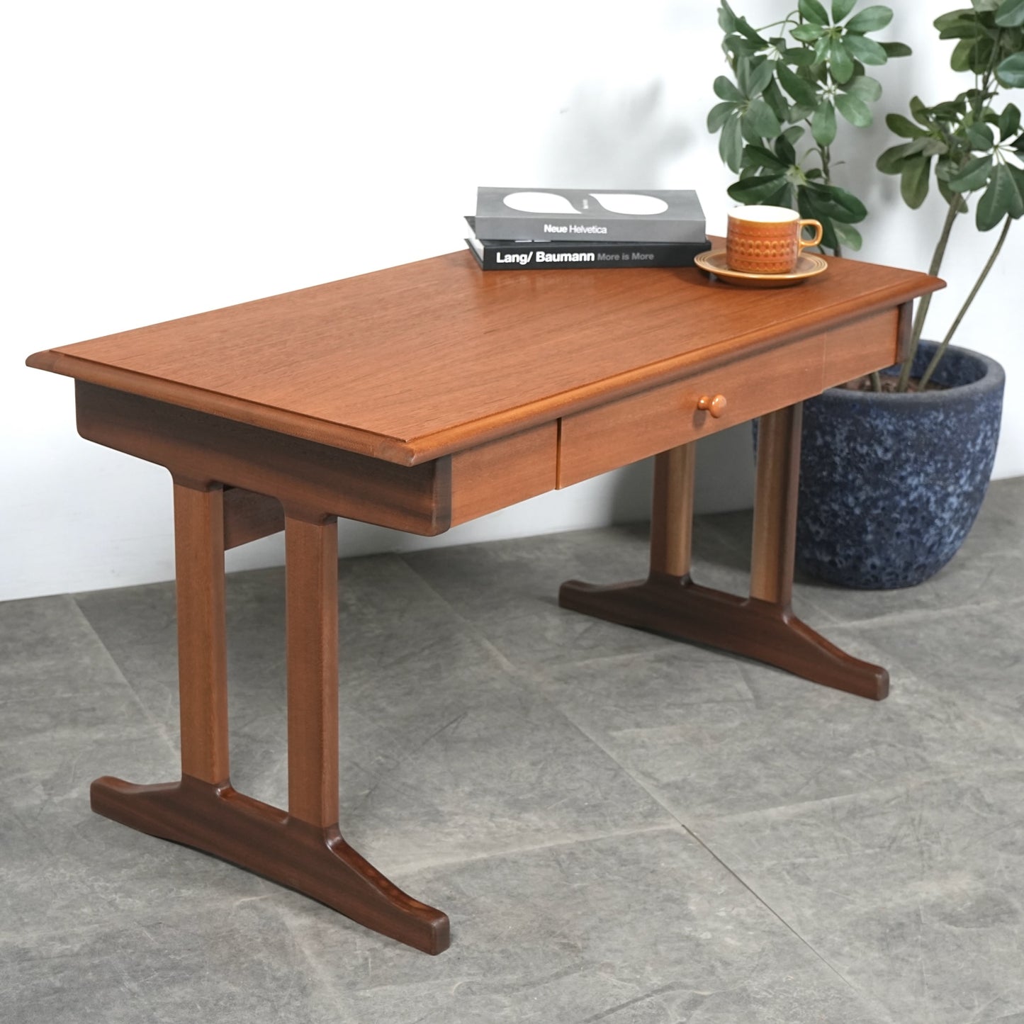 【Stag Furniture】ヴィンテージ ローテーブル