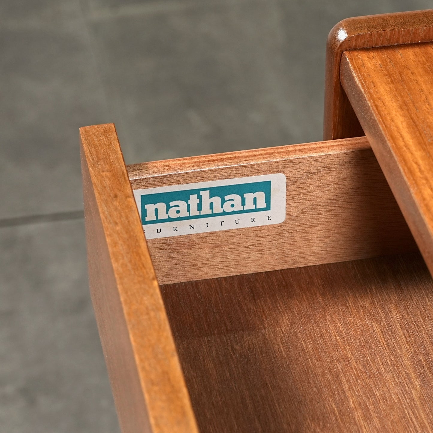 【NATHAN】ヴィンテージ キャビネット