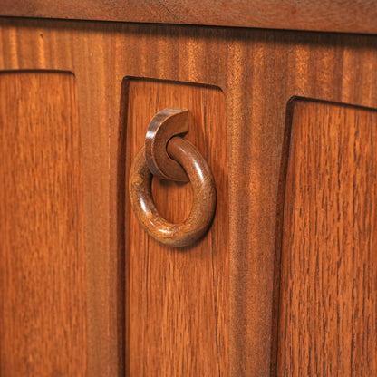 【Beautility】ヴィンテージ サイドボード