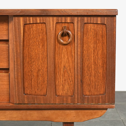 【Beautility】ヴィンテージ サイドボード