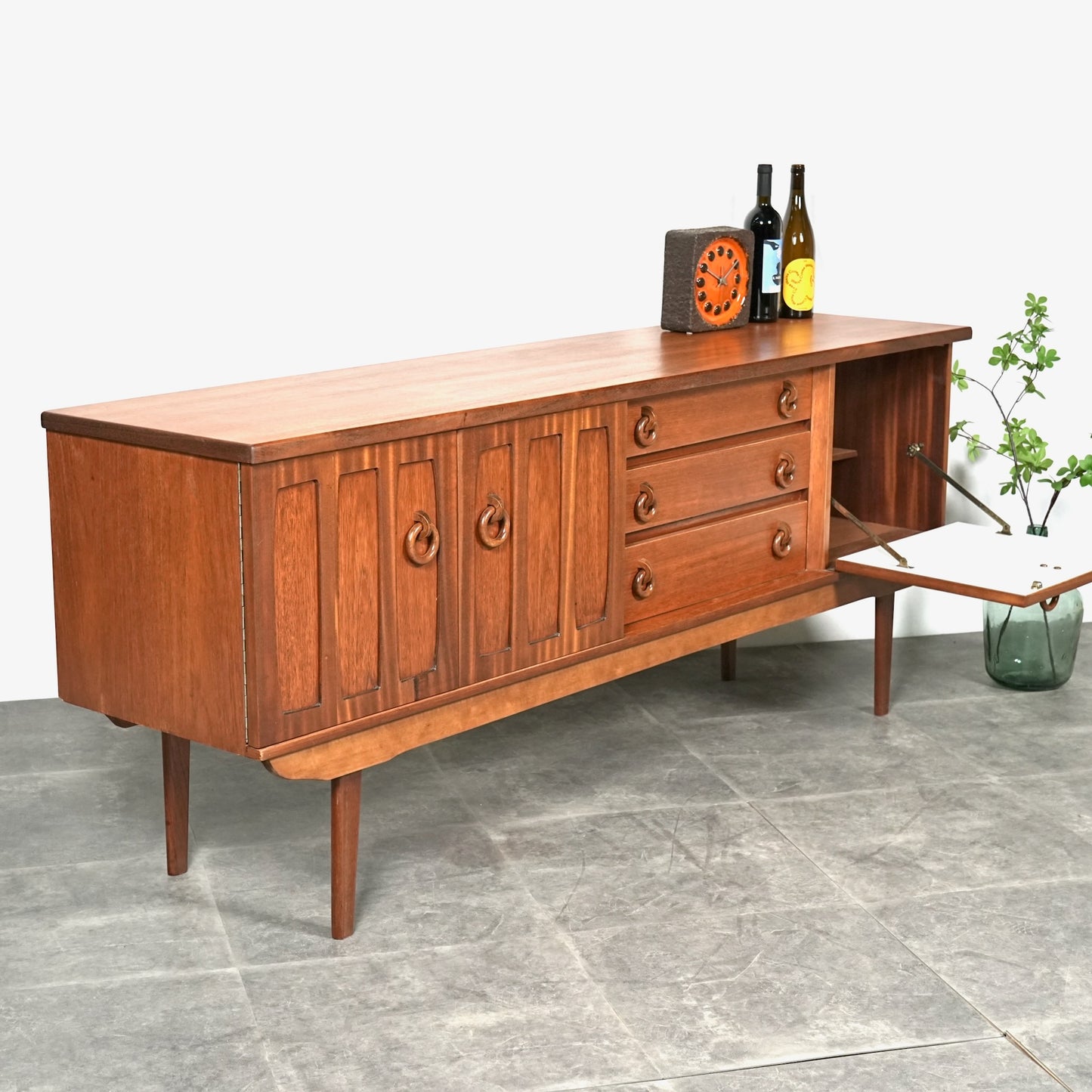 【Beautility】ヴィンテージ サイドボード