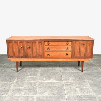 【Beautility】ヴィンテージ サイドボード