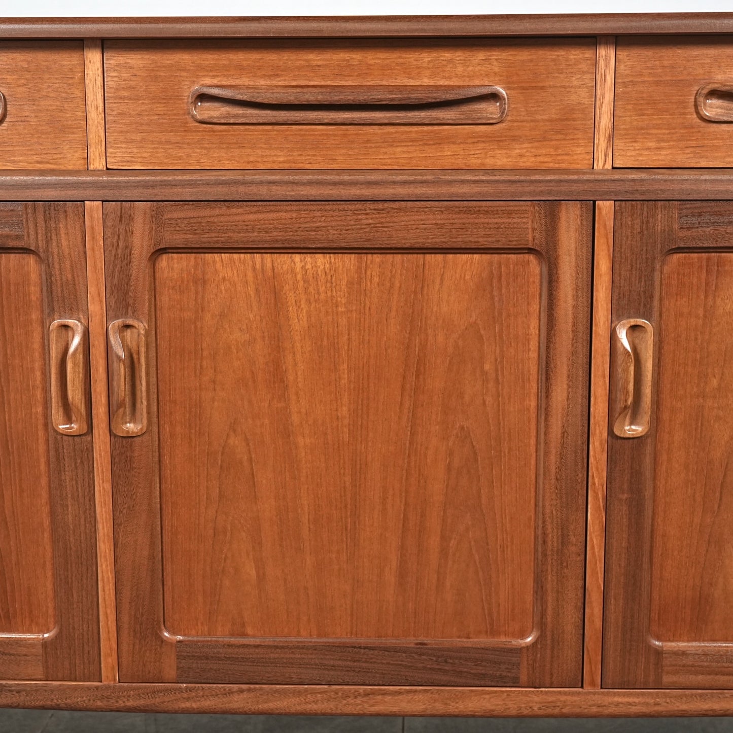 【G-PLAN】Fresco サイドボード(ヘアピンカスタム)