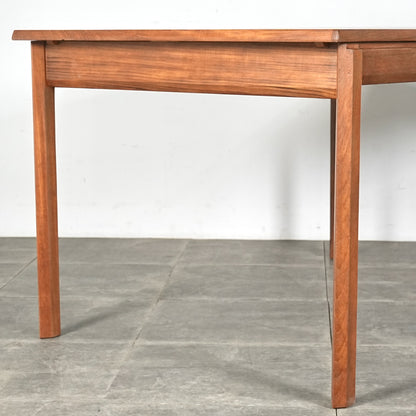 【White&Newton】エクステンション ダイニングテーブル