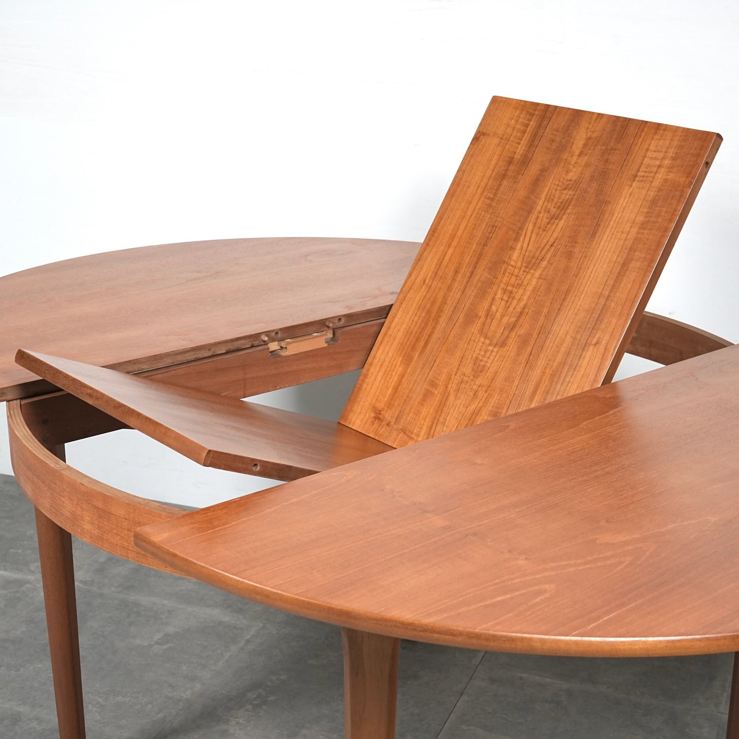 【NATHAN】エクステンション ラウンドテーブル