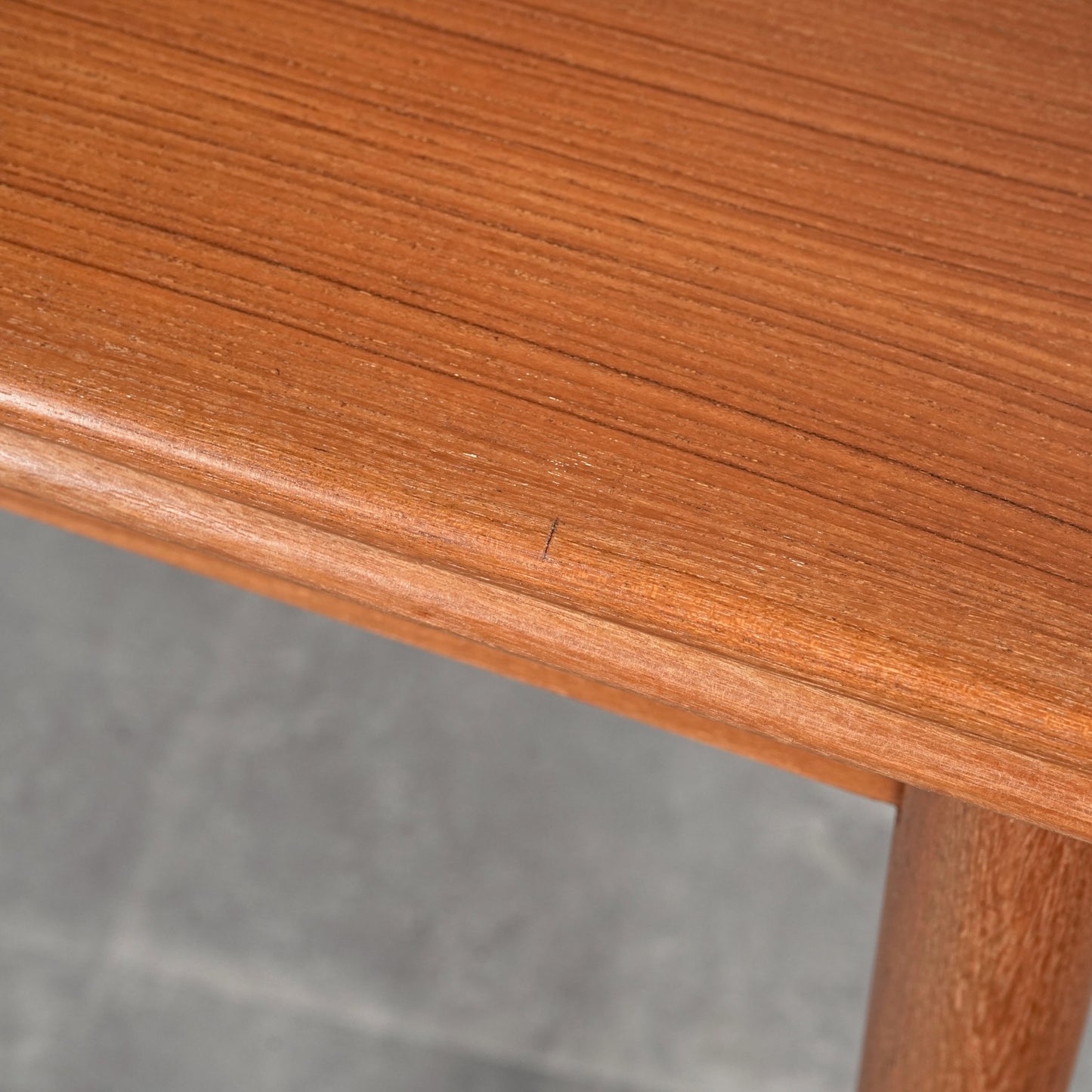 デンマークヴィンテージ ドローリーフ テーブル