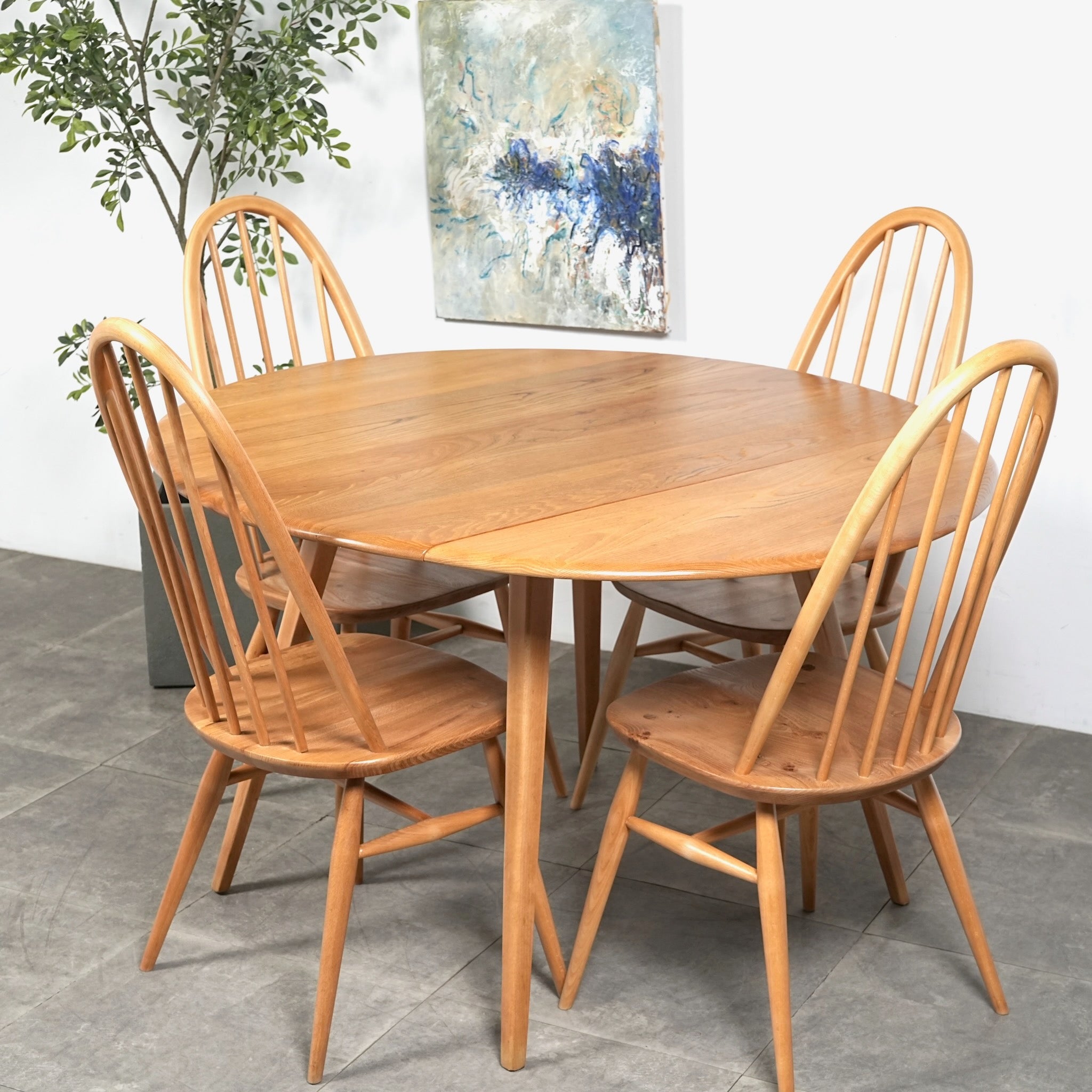 TABLE & DESK – TIME HYPE