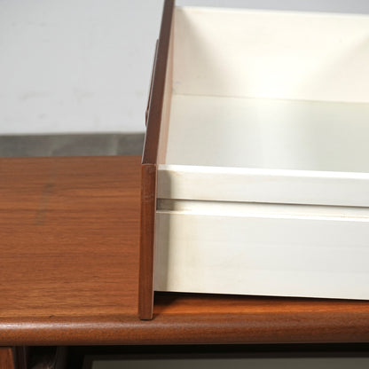 【Meredew】ヴィンテージ サイドボード